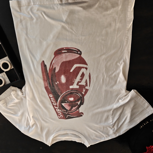 Gray Graphic T-Shirt with Red Design - Picture 2 of 2